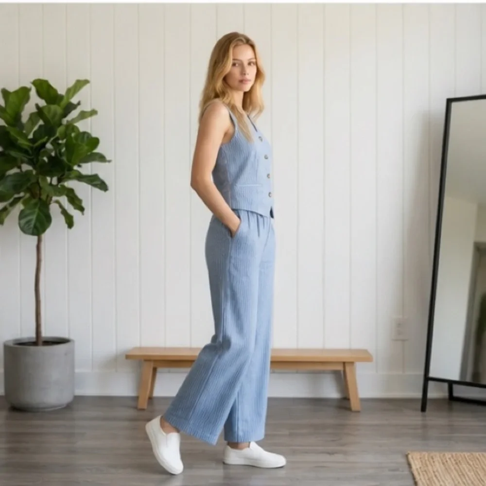 Wren Women’s Light Blue Striped Vest & Wide-Leg Pants Set